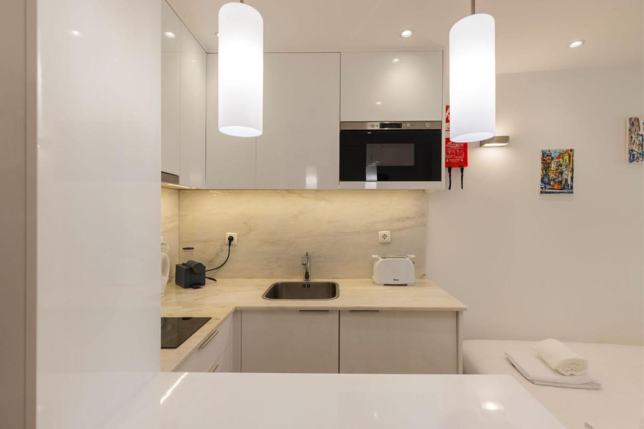 Alfama'S Heart Studio By Lovelystay ลิสบอน ภายนอก รูปภาพ